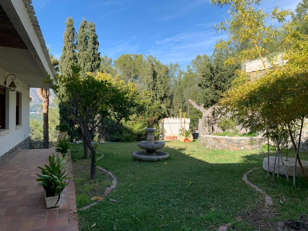 Velez Nazari Los Acantos Almuñécar Exterior foto